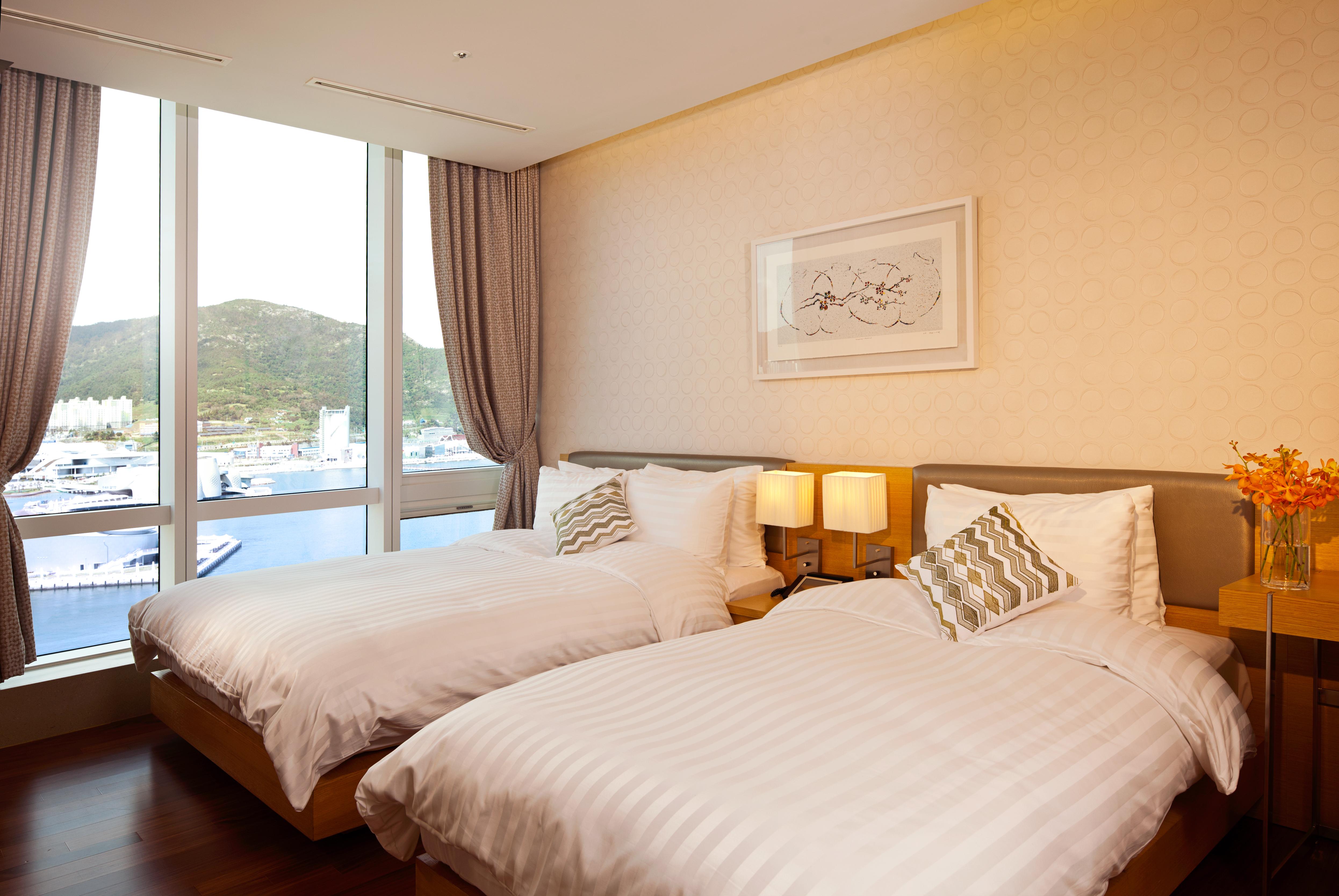Hotel Sono Calm Yeosu Extérieur photo