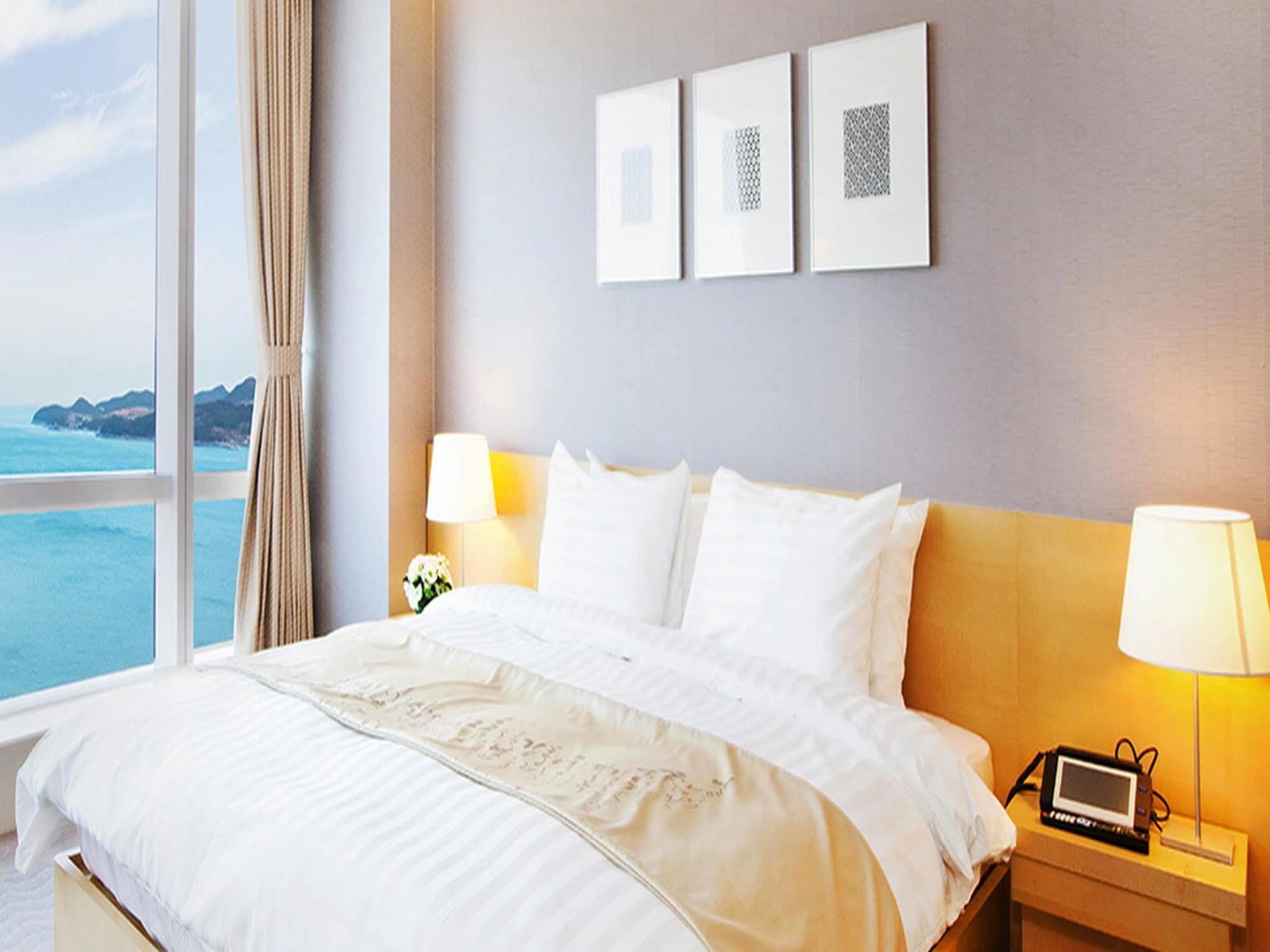 Hotel Sono Calm Yeosu Extérieur photo