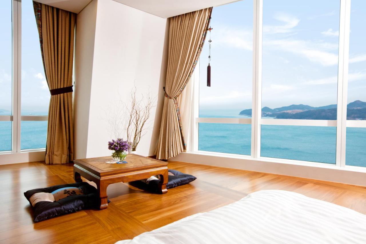 Hotel Sono Calm Yeosu Extérieur photo