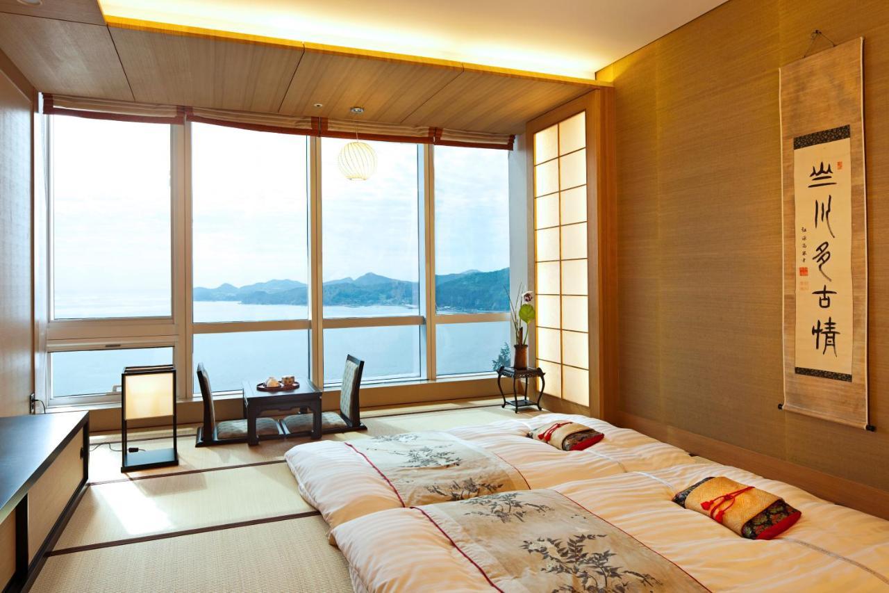 Hotel Sono Calm Yeosu Extérieur photo