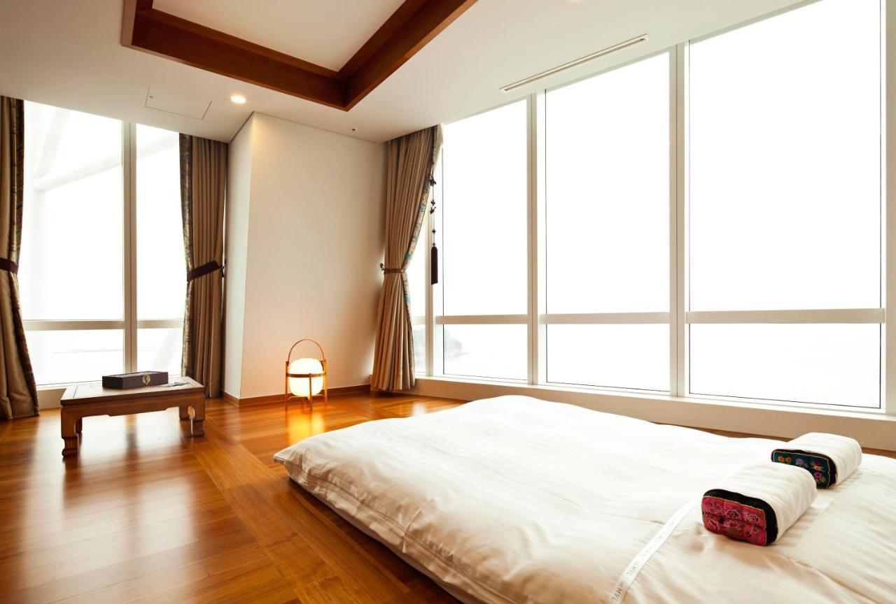 Hotel Sono Calm Yeosu Extérieur photo